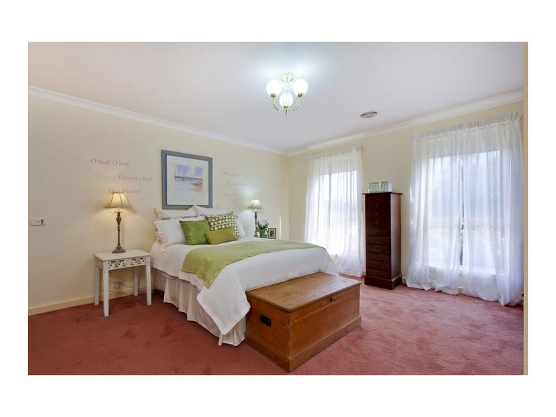 106 Maple Street, Golden Square VIC 3555