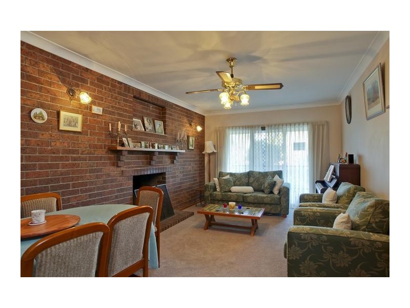 12 Maxwell Crescent, Strathdale VIC 3550