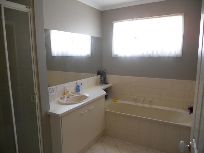 55 Aspinall Street, Golden Square VIC 3555