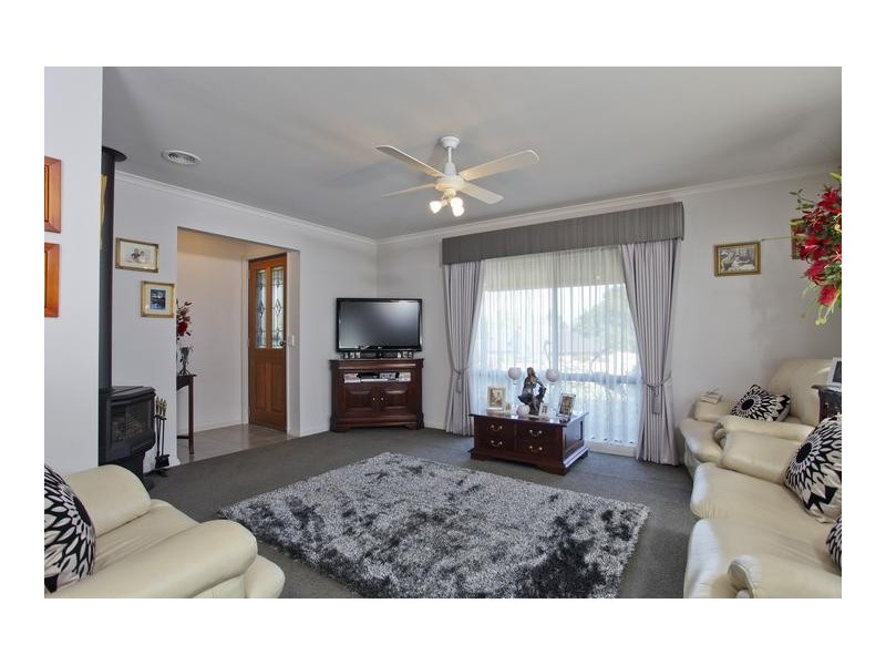 50 McKenzie Street West, Golden Square VIC 3555