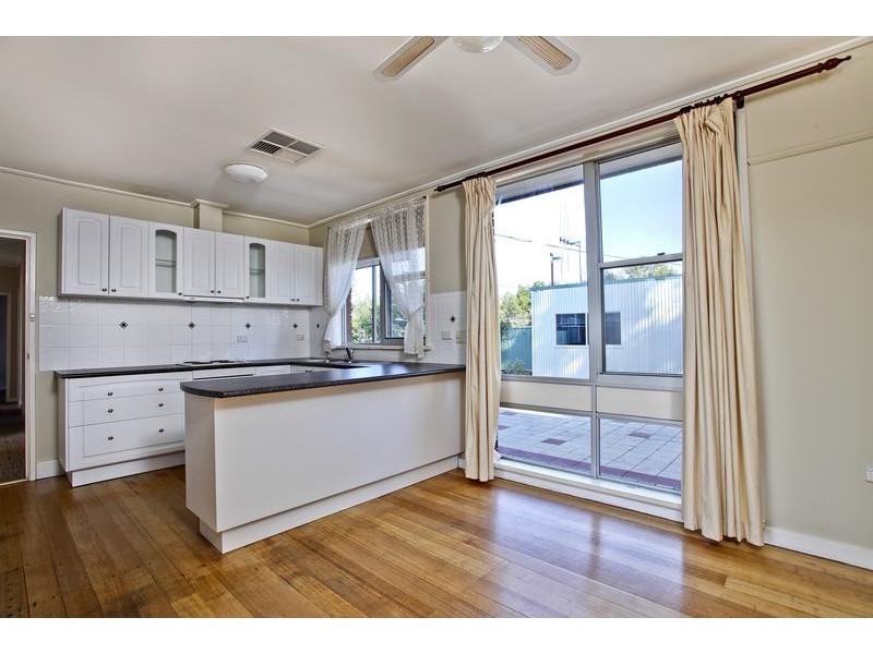 19 Taylor Street, Epsom VIC 3551