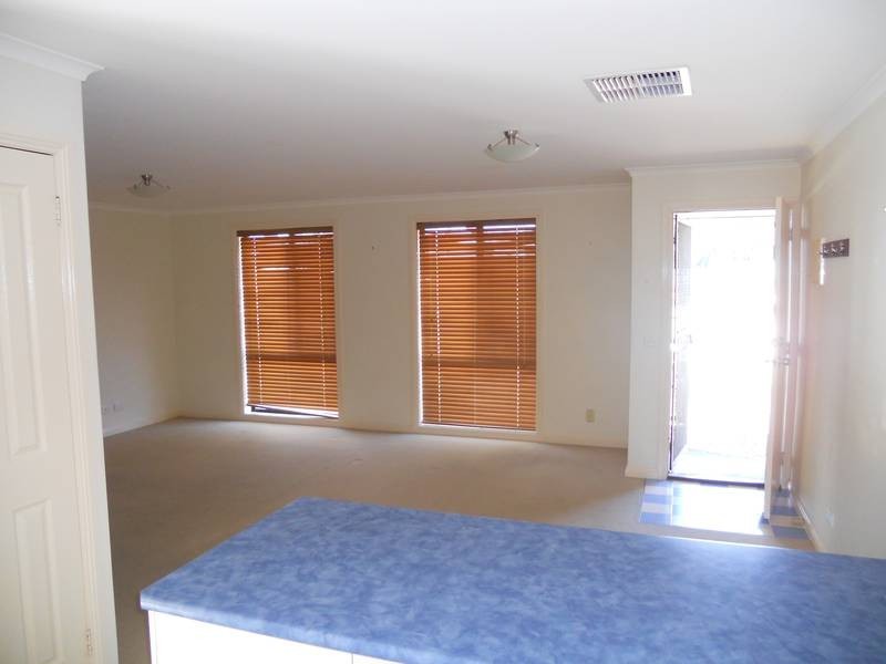 4/110B Osborne Street, Flora Hill VIC 3550