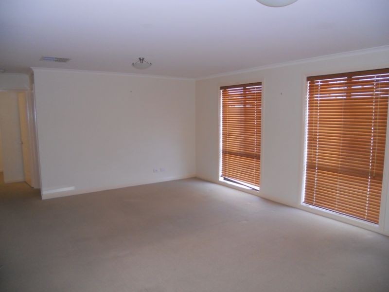 4/110B Osborne Street, Flora Hill VIC 3550