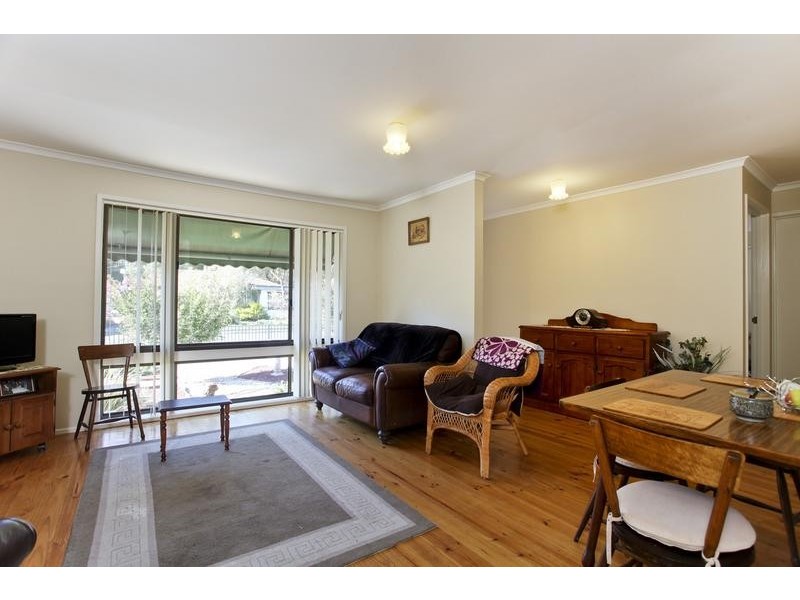 2/6 Beverley Street, Kangaroo Flat VIC 3555