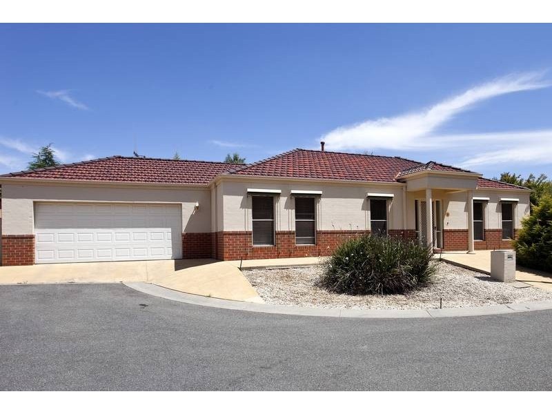 5 Tatiana Close, Kennington VIC 3550