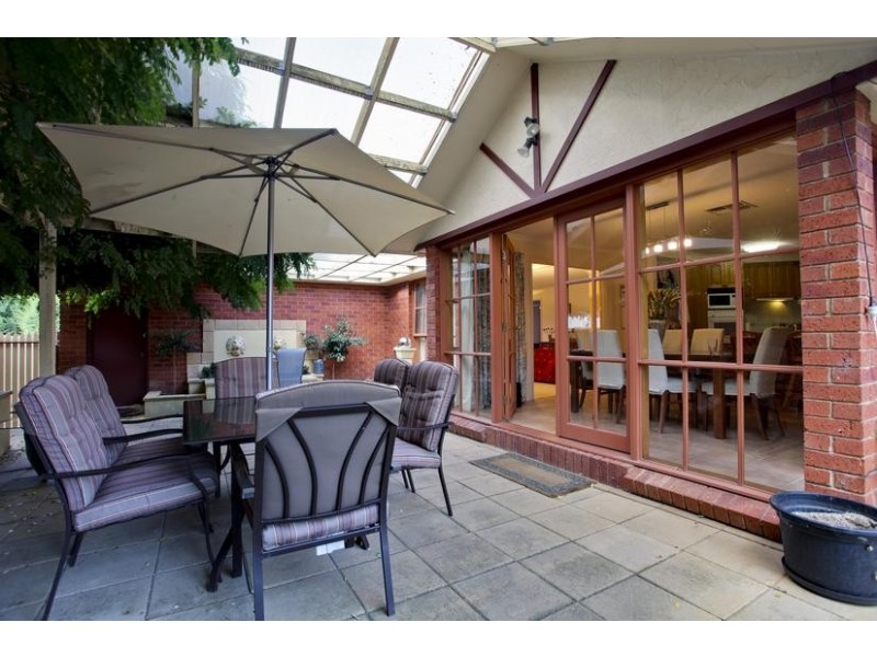 16 Tomkinson Drive, Golden Square VIC 3555