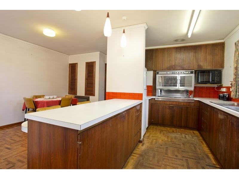 309 High Street, Kangaroo Flat VIC 3555