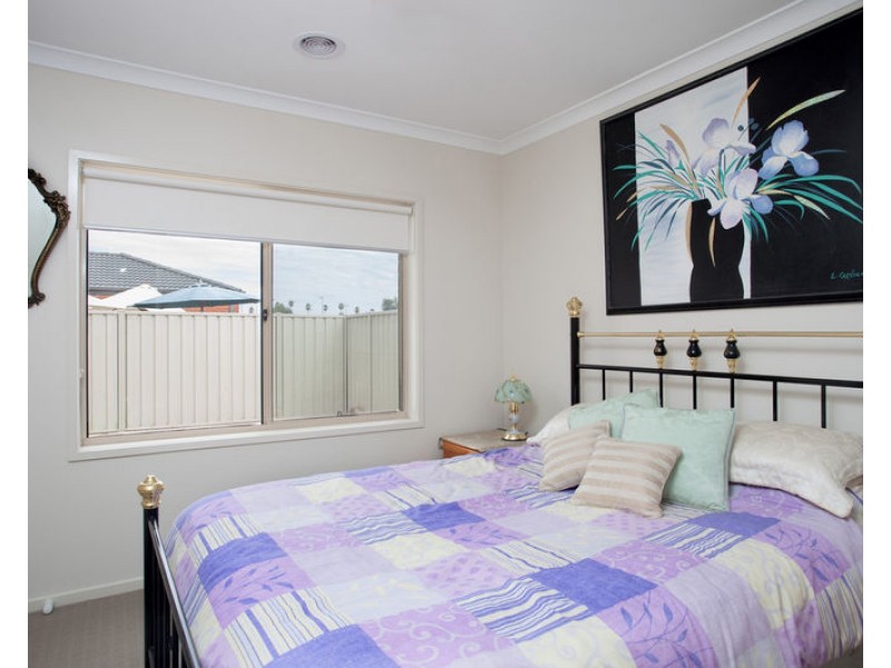 40 Howard Street, Epsom VIC 3551
