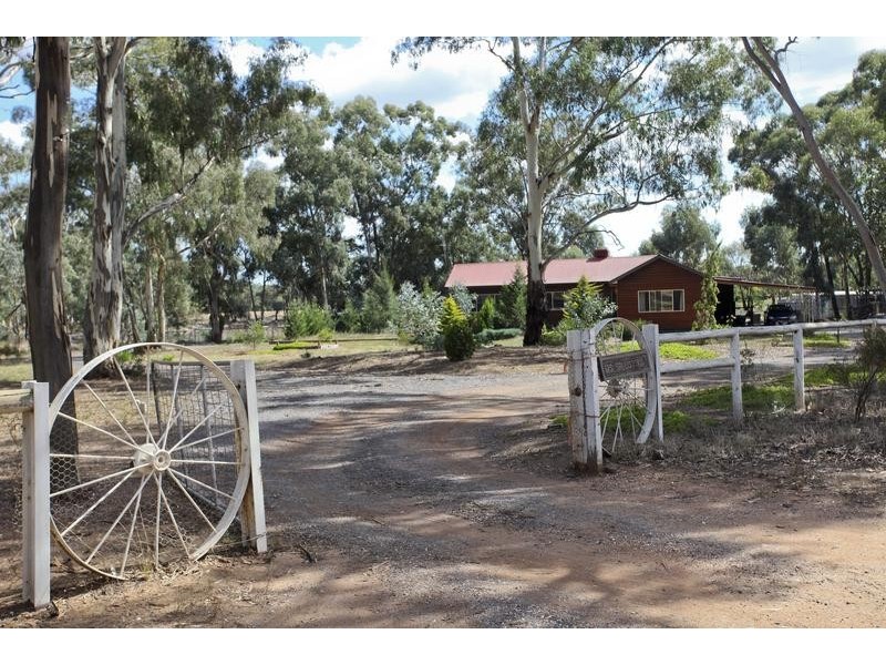 125 Sallis Road, Maiden Gully VIC 3551