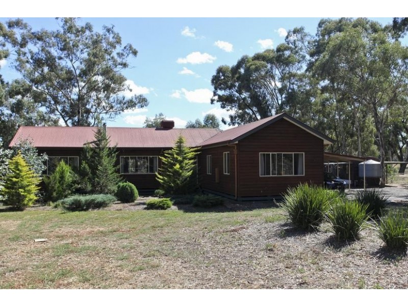 125 Sallis Road, Maiden Gully VIC 3551