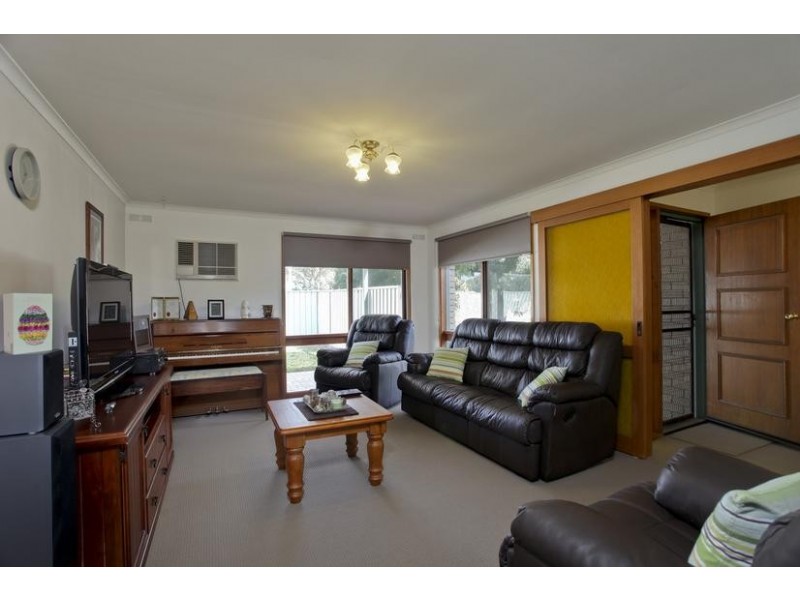 2 Kennewell Street, White Hills VIC 3550