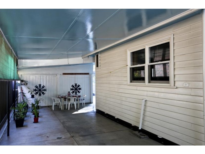 10 Wesley Street, Kangaroo Flat VIC 3555