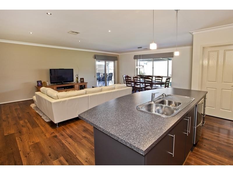 3 Rosemary Court, Golden Square VIC 3555