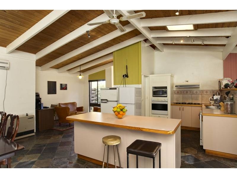 74 Lowndes Street, Kennington VIC 3550