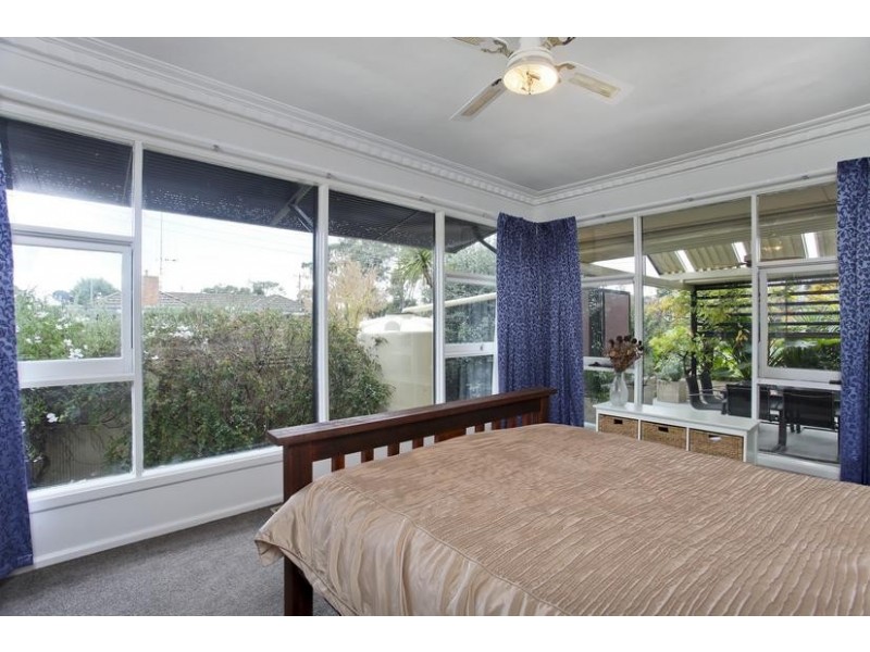 358 High Street, Kangaroo Flat VIC 3555