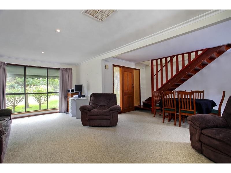 12 Butts Road, Eaglehawk VIC 3556