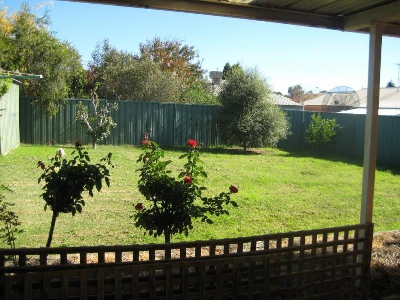 206 Crook Street, Strathdale VIC 3550