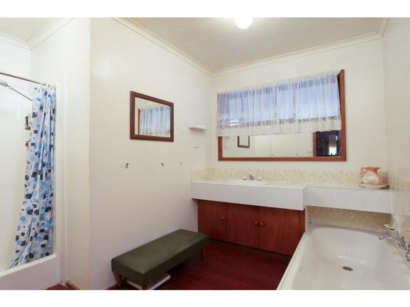 9 Drake Street, Axedale VIC 3551