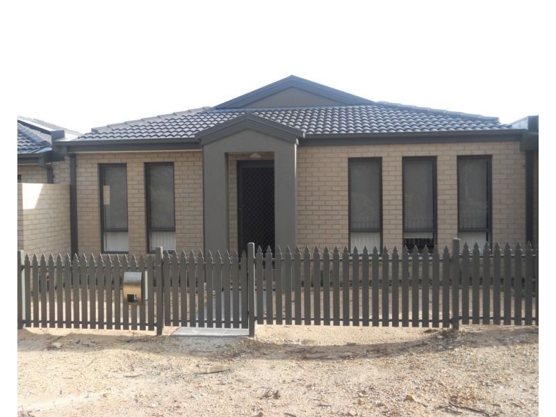 16 Vista Street, Eaglehawk VIC 3556