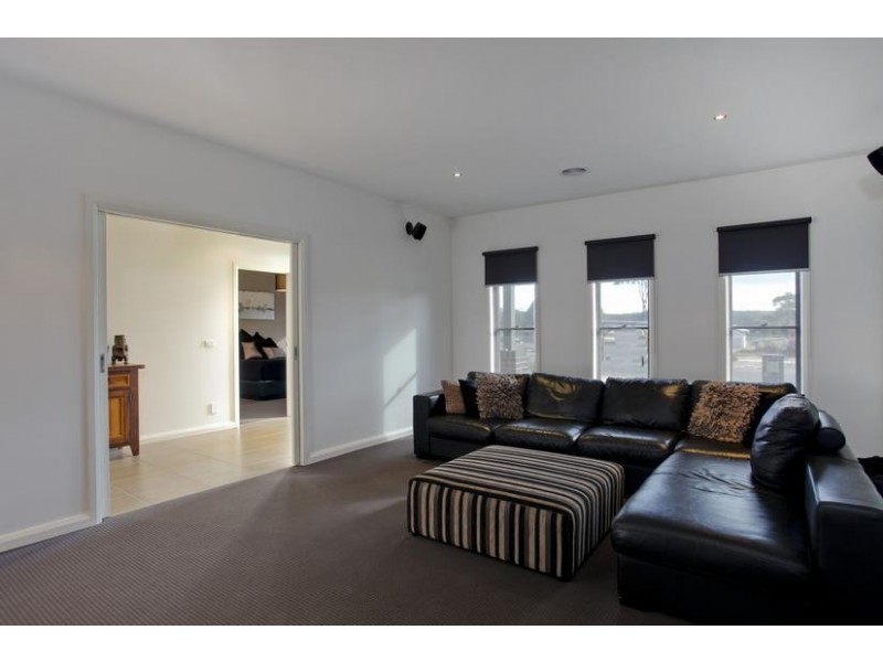 94 McIvor Forest Drive, Junortoun VIC 3551