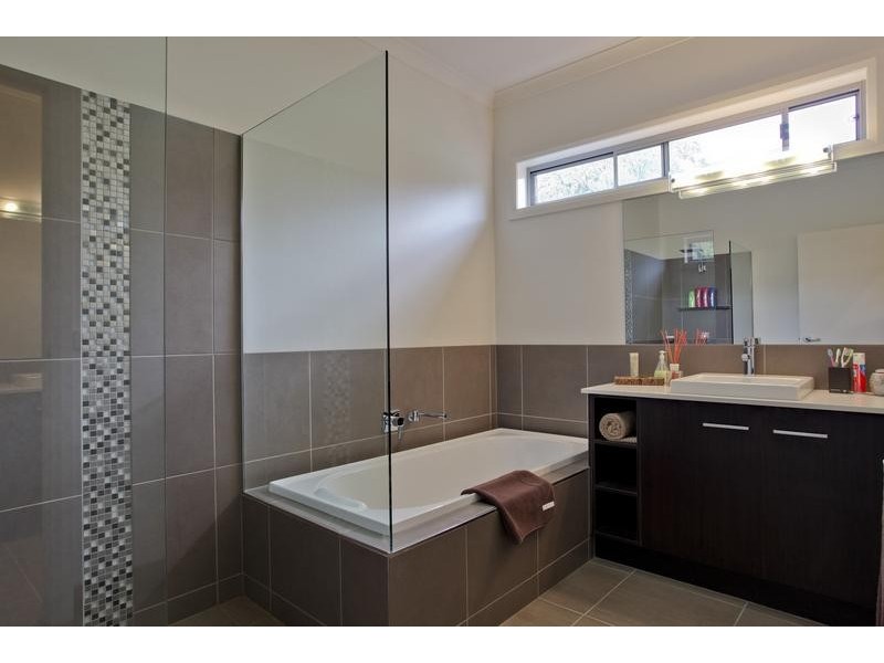 94 McIvor Forest Drive, Junortoun VIC 3551