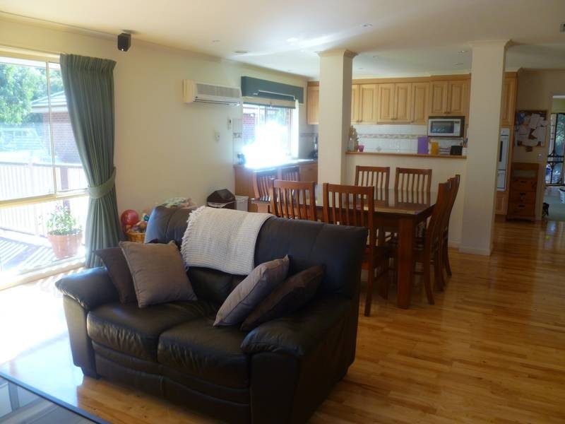 154 Osborne St, Flora Hill VIC 3550