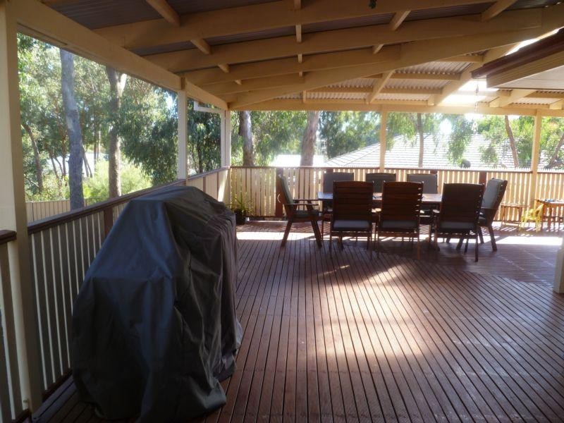 154 Osborne St, Flora Hill VIC 3550