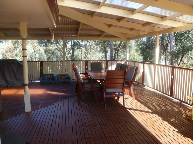 154 Osborne St, Flora Hill VIC 3550