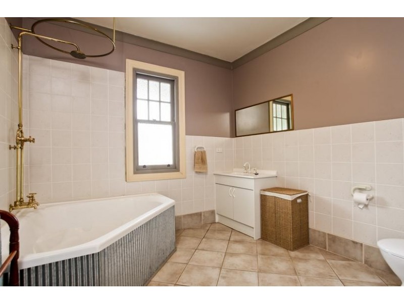 34 Rose Street, Golden Square VIC 3555