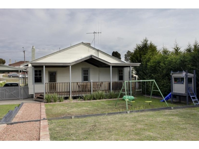 34 Rose Street, Golden Square VIC 3555
