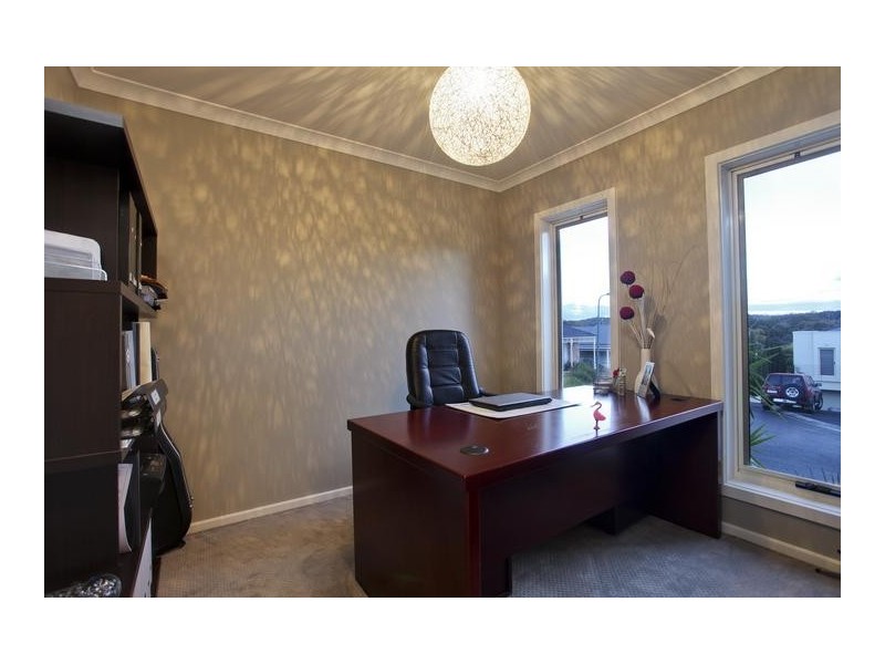 4 Oxford Terrace, Strathdale VIC 3550