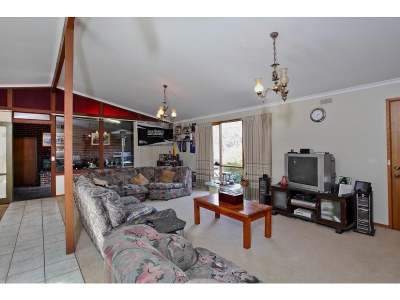 58 Edwards Road, Maiden Gully VIC 3551