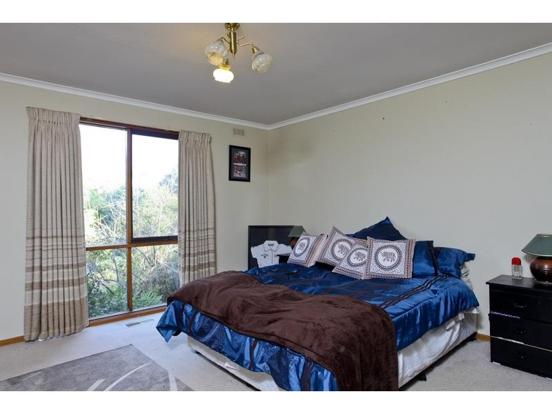 58 Edwards Road, Maiden Gully VIC 3551