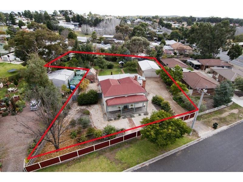 8 Dowding Street, Bendigo VIC 3550