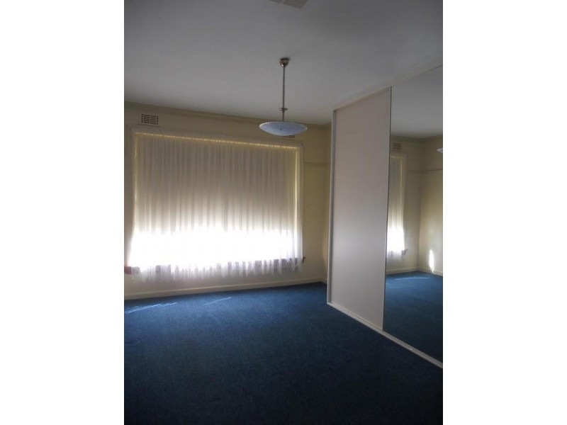 566 Napier Street, White Hills VIC 3550