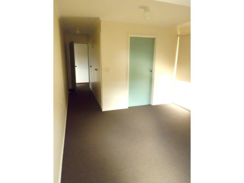 19 Deakin Drive, Flora Hill VIC 3550