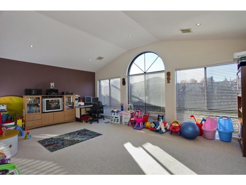 31 Brentwood Boulevard, Strathfieldsaye VIC 3551