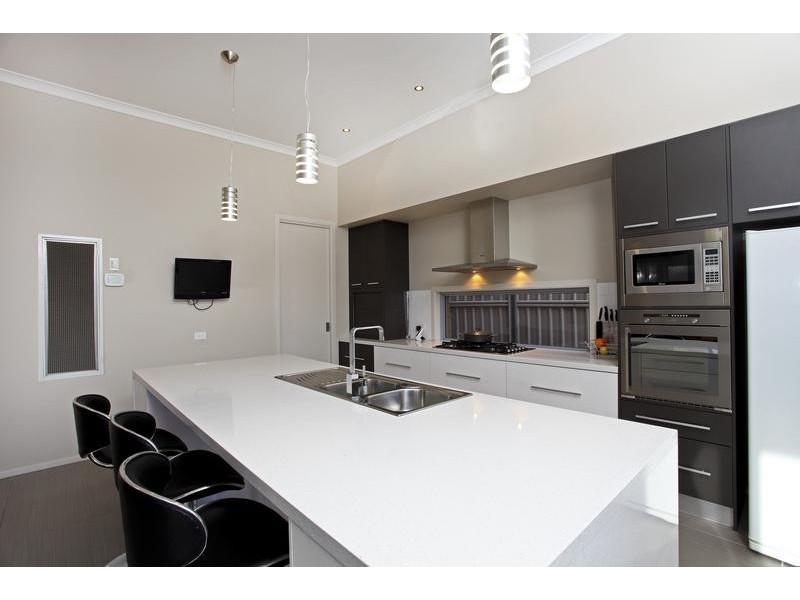 3 Knox Court, Kennington VIC 3550