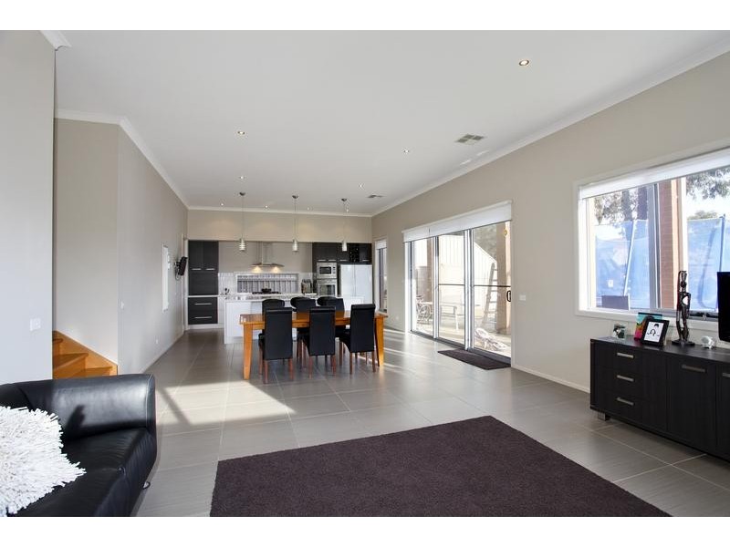 3 Knox Court, Kennington VIC 3550