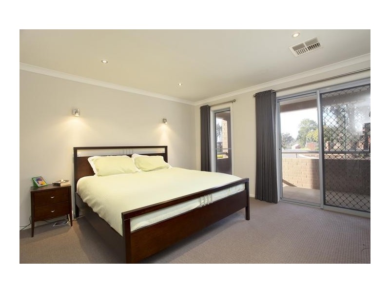 3 Knox Court, Kennington VIC 3550