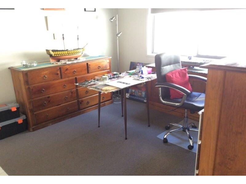 35 Barnett Drive, Kangaroo Flat VIC 3555