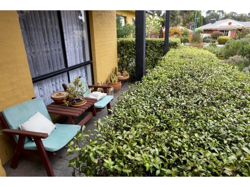 3 Peppertree Grove, Strathdale VIC 3550