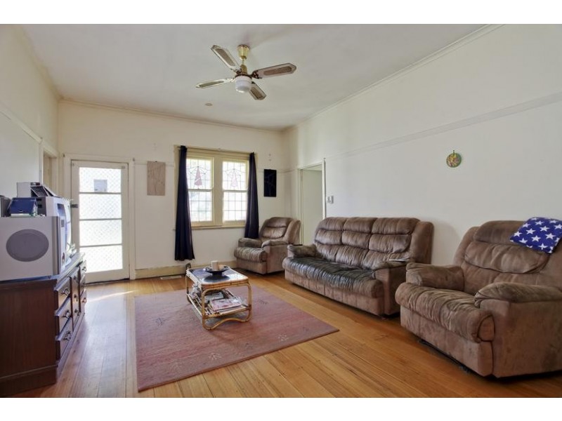 50 Kirkwood Drive, Eaglehawk VIC 3556