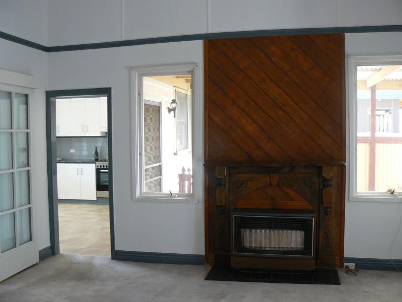 17 Harkness Street, Quarry Hill VIC 3550