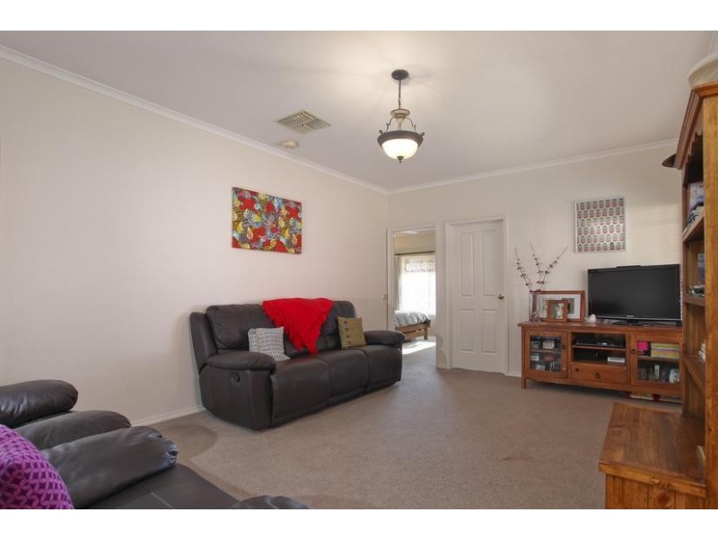 4 Moomba Court, Kennington VIC 3550