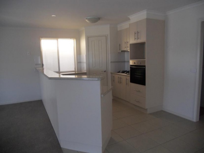 24 Elizabeth Street, Kangaroo Flat VIC 3555