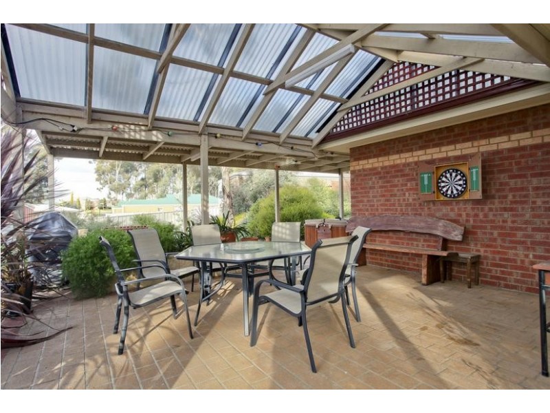 65 Aspinall Street, Golden Square VIC 3555