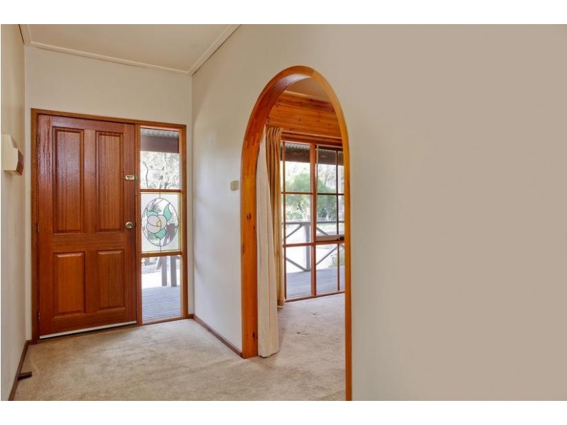 1 Pethrick Street, Kangaroo Flat VIC 3555