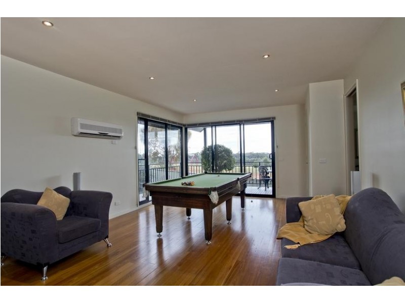 8 Knox Court, Kennington VIC 3550