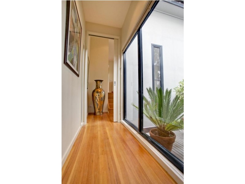 8 Knox Court, Kennington VIC 3550